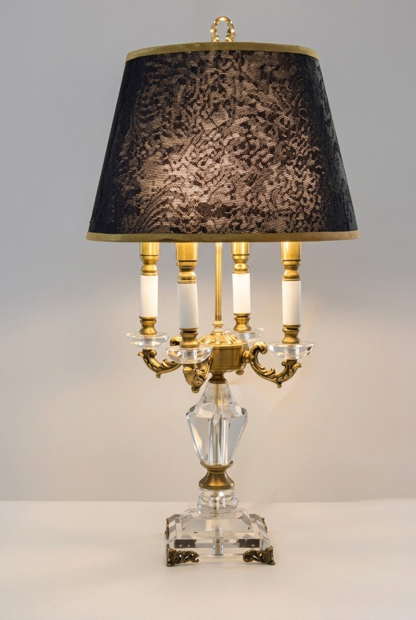 Close-up of K9 crystal details on a luxury bedside lamp